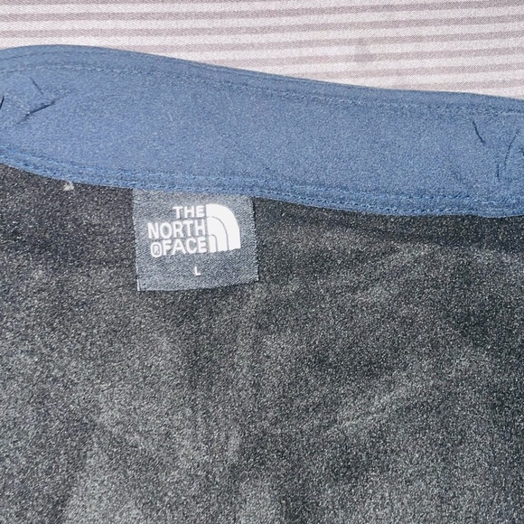 North Face jacket - Picture 6 of 6